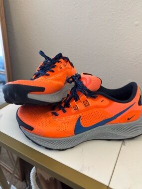 Nike Kids Bright Orange Sneakers with Navy Swoosh